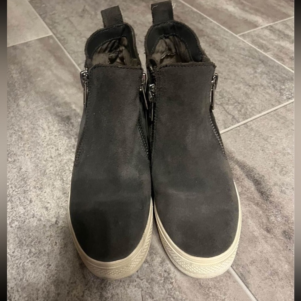 Steve Madden boots 6.5
